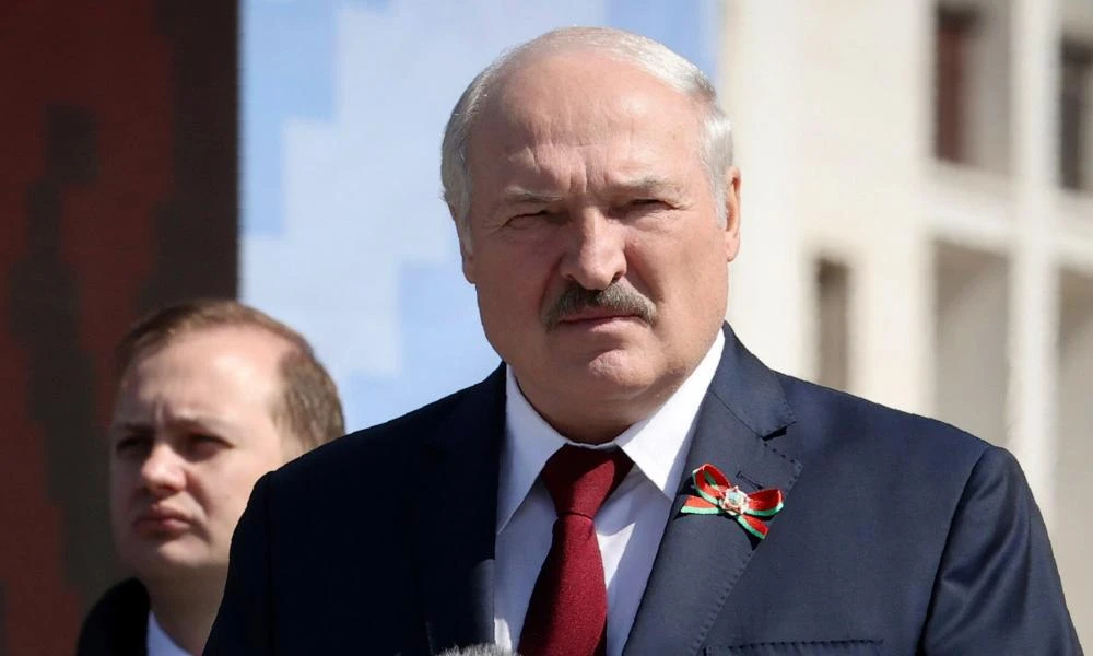 Έχει... ξεφύγει ο Λουκασένκο: «Χτυπήστε τους στο πρόσωπο», λέει στους Λευκορώσους αθλητές για τους Ολυμπιακούς Αγώνες